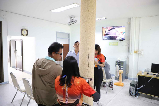 Tremors in North, cracks found from quake in South