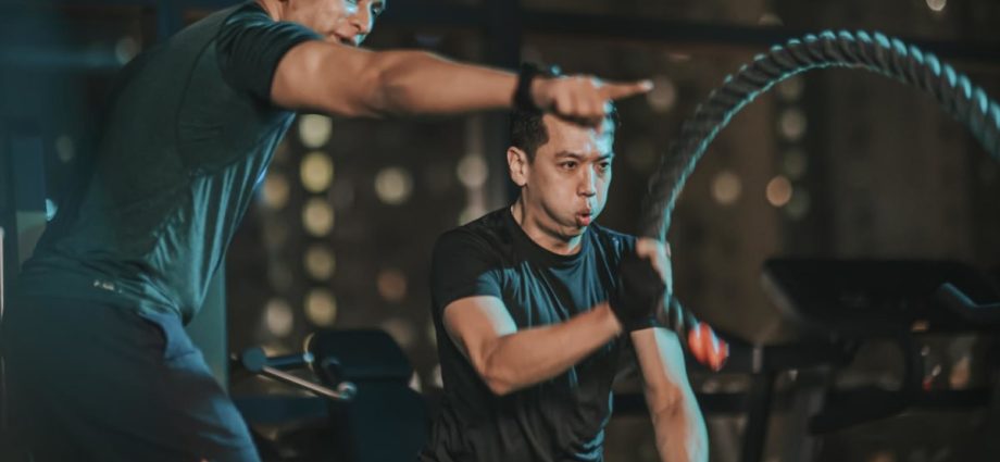 Why do some people swear while working out? Does it actually help you perform better at the gym?