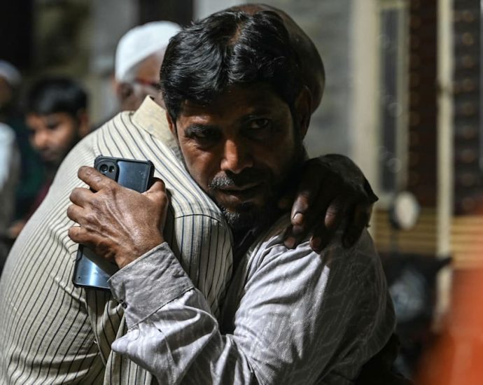 Pilgrim bus crash near Saudi Arabia’s Medina kills 45: Indian police Pilgrim bus crash near Saudi Arabia’s Medina kills 45: Indian police