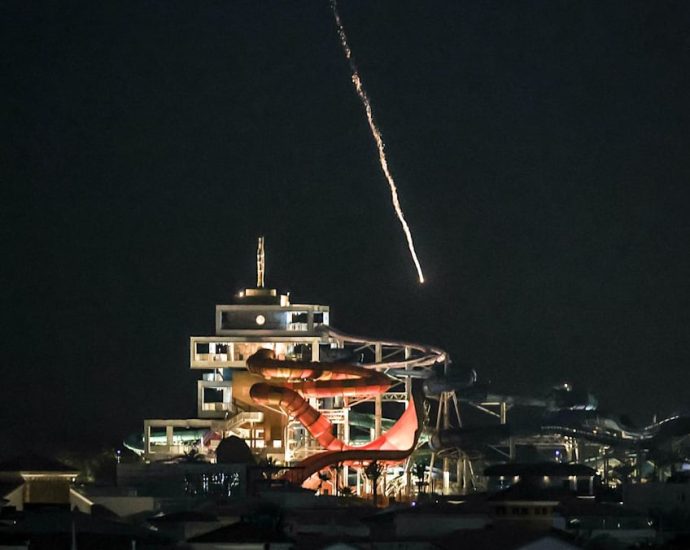 ‘Missiles explode right above you’: Chinese citizens stranded amid Iran war share harrowing experiences ‘Missiles explode right above you’: Chinese citizens stranded amid Iran war share harrowing experiences